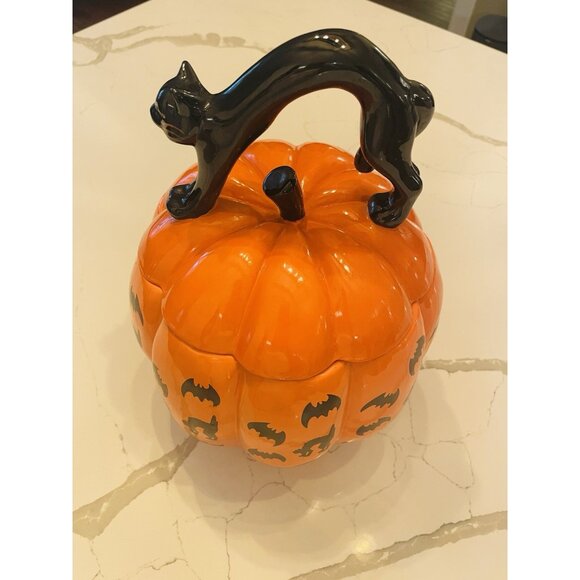 NEIMAN MARCUS  BLACK CAT BLACK BAT MOTIF HALLOWEEN PUMPKIN COOKIE JAR RARE read - Picture 2 of 13